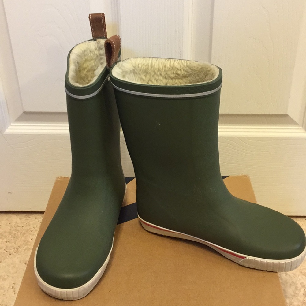 Tretorn green rain/ light winter boot